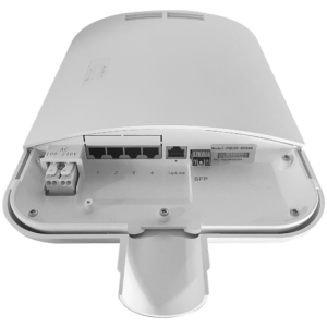 WL4 SW0504POE-60-O switch voor buiten met 4 x POE 802.3at/af, 1x UpLink en 1x SFP poort